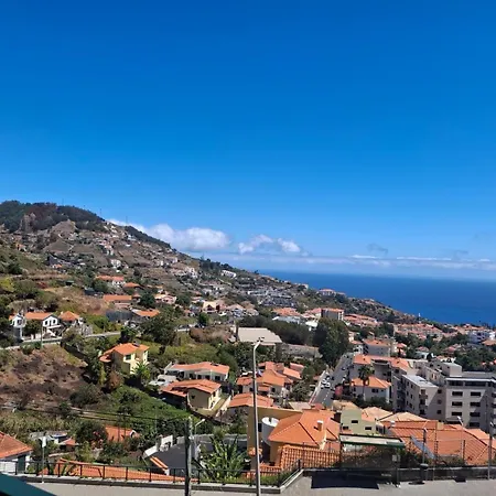 Azenha View Apartamento *